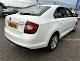 Skoda Rapid Image 6