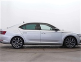 Skoda Superb Image 6