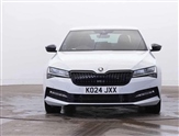 Skoda Superb Image 2