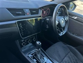 Skoda Superb Image 2