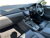 Skoda Superb Image 2