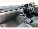 Skoda Superb Image 2