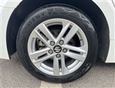Suzuki Swace Image 5