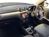 Suzuki Swift Image 2