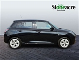 Suzuki Swift Image 2