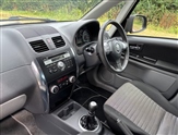 Suzuki SX4 Image 5