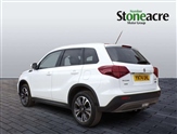 Suzuki Vitara Image 4