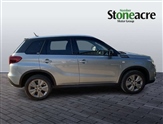 Suzuki Vitara Image 2