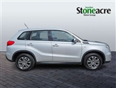 Suzuki Vitara Image 2