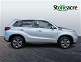 Suzuki Vitara Image 2
