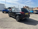 Suzuki Vitara Image 5