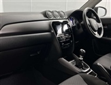 Suzuki Vitara Image 2