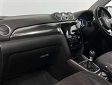 Suzuki Vitara Image 2