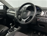Suzuki Vitara Image 6