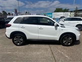 Suzuki Vitara Image 2