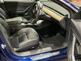 Tesla Model 3 Image 3