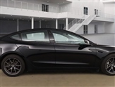 Tesla Model 3 Image 5
