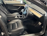 Tesla Model 3 Image 3