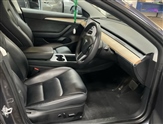 Tesla Model 3 Image 3