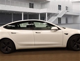 Tesla Model 3 Image 4