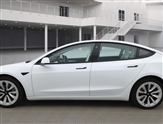 Tesla Model 3 Image 4