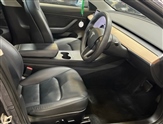 Tesla Model 3 Image 3