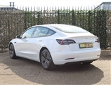 Tesla Model 3 Image 4