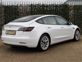 Tesla Model 3 Image 5