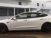Tesla Model 3 Image 4