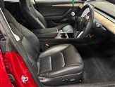 Tesla Model 3 Image 3