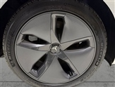 Tesla Model 3 Image 5