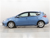 Toyota Auris Image 6