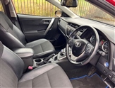 Toyota Auris Image 2