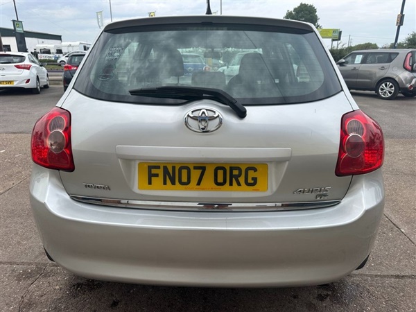 Large image for the Used Toyota AURIS