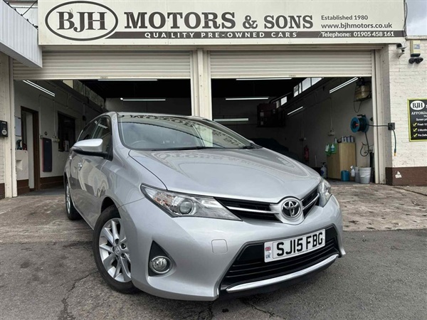 Large image for the Used Toyota AURIS