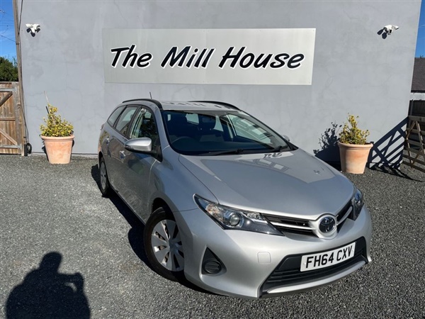 Large image for the Used Toyota AURIS