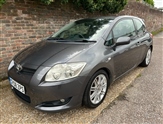 Toyota Auris Image 1