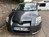 Toyota Auris Image 2