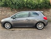 Toyota Auris Image 3