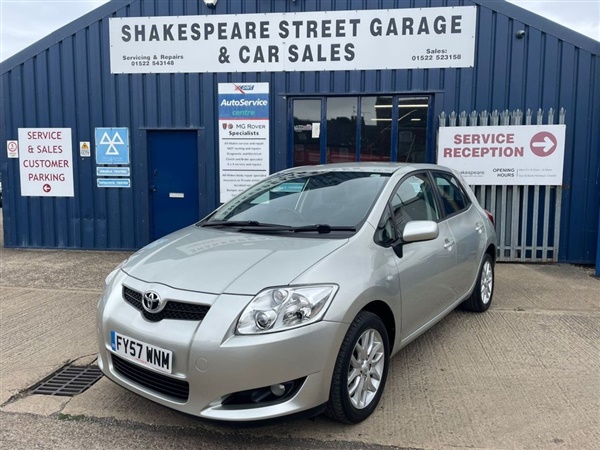 Large image for the Used Toyota AURIS