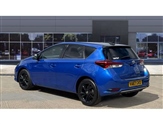 Toyota Auris Image 2
