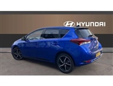 Toyota Auris Image 2