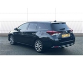 Toyota Auris Image 2