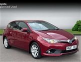 Toyota Auris Image 1