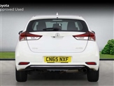 Toyota Auris Image 6