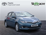 Toyota Auris Image 1