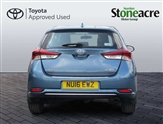 Toyota Auris Image 6
