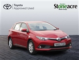Toyota Auris Image 1