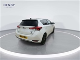 Toyota Auris Image 6