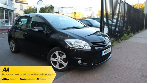 Large image for the Used Toyota AURIS